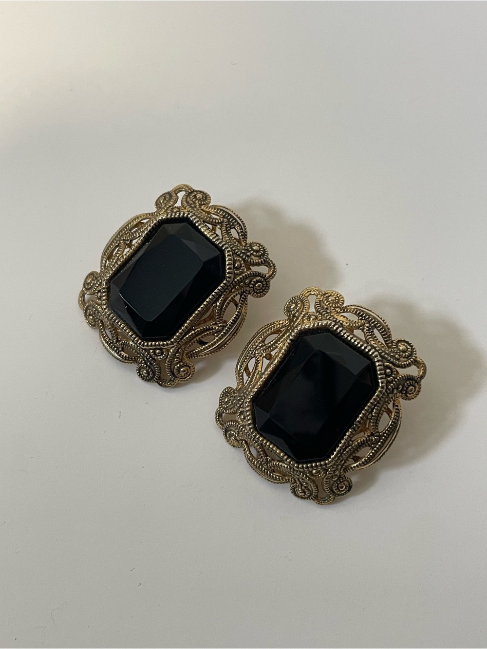 Vintage Gothic Victorian Clip On Earrings Chunky Black Gold 70s 80s Costume